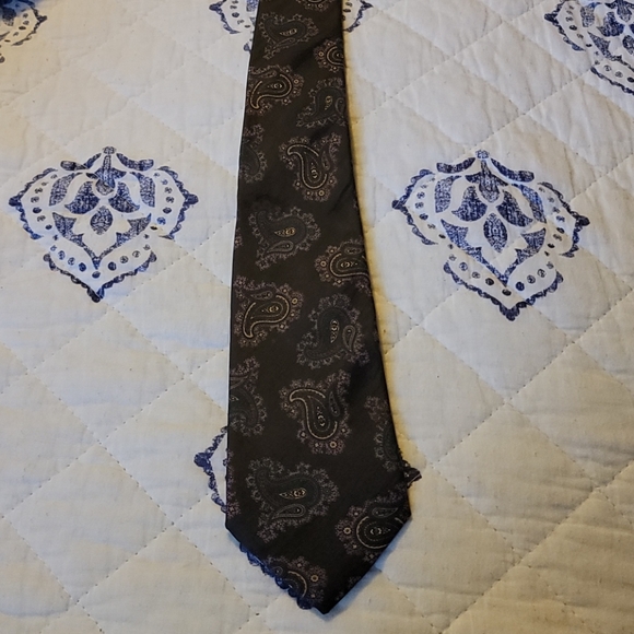 Other - Vintage Unbranded 100% Silk Tie 3"x58"
